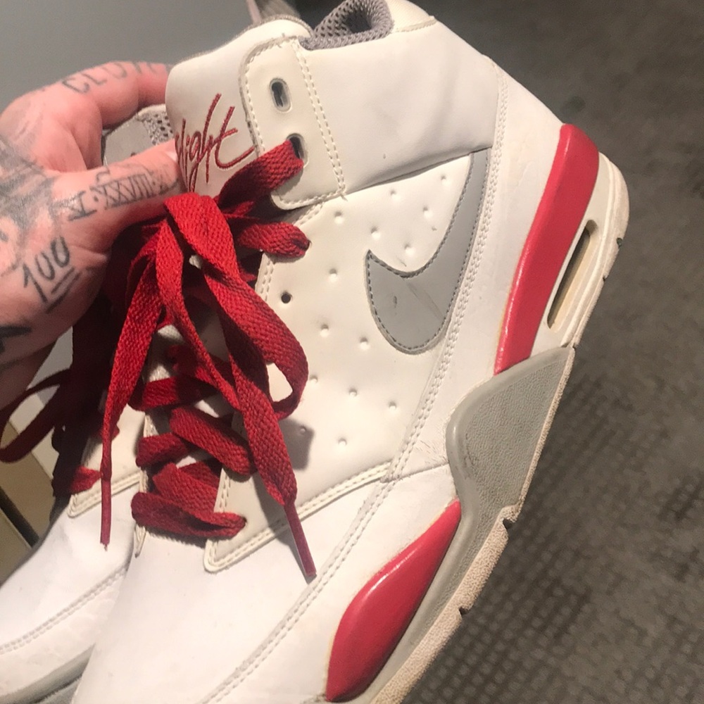 Nike Flights
